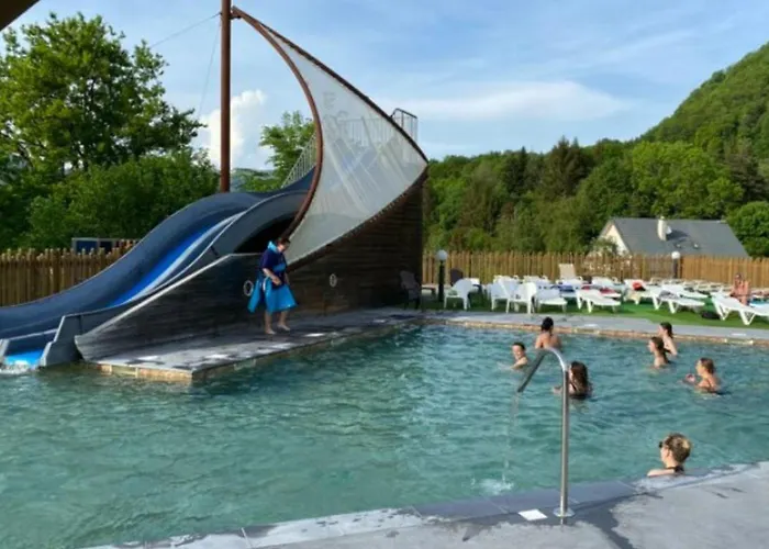 Confortable 5 Pers Avec Terrasse à - Api-1-52-1248 Camping