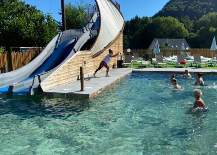 Confortable 5 Pers Avec Terrasse à - Api-1-52-1248