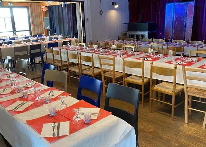 Confortable 5 Pers Avec Terrasse à - Api-1-52-1248 Parque de Campismo